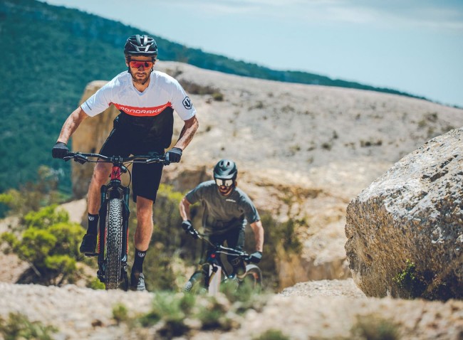 Buy an E-Bike © Mondraker