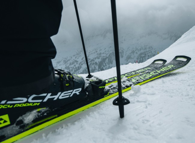 Los gehts - ab auf die Piste mit Top-Skimaterial!